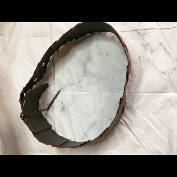 Okie dokie red print wide real leather embossed obi belt - Picture 2 of 6